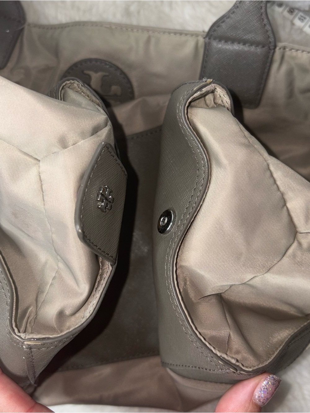 Tory Burch Nylon Tore Large Gray/Taupe color - Picture 4 of 9
